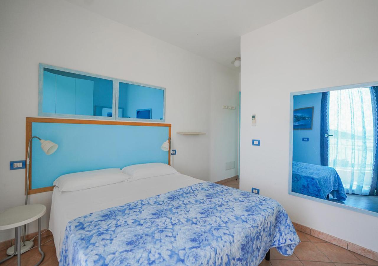Murphy Holiday Home - Residenza Quarto ラ・マッダレーナ エクステリア 写真