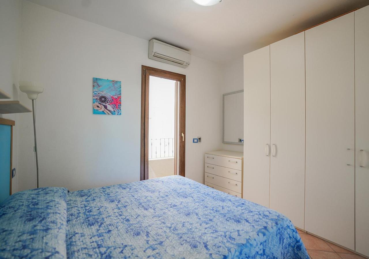 Murphy Holiday Home - Residenza Quarto ラ・マッダレーナ エクステリア 写真